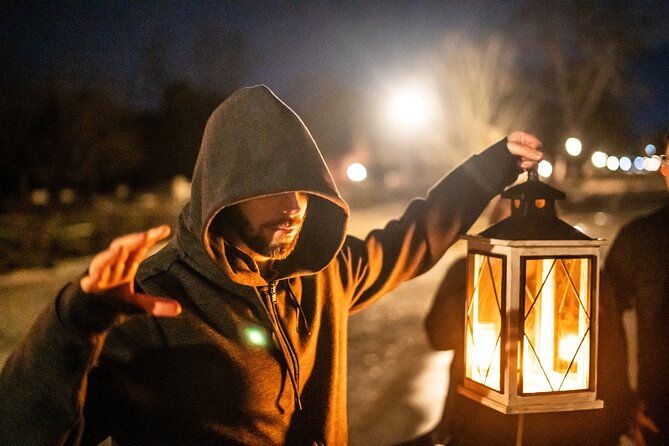 dc-ghosts-boos-and-booze-haunted-pub-crawl-by-us-ghost-adventures