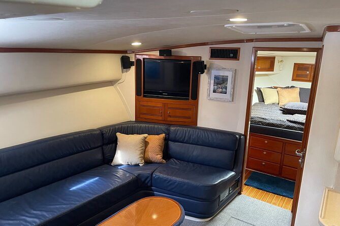 deep-sea-fishing-charter-in-waikiki-hawaii