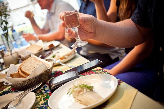 delicious-warsaw-vodka-and-culture-tour