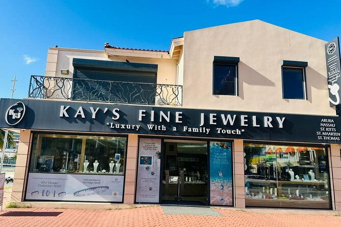 diamond-shopping-experience-with-champagne