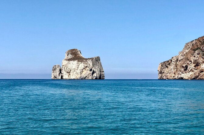 dinghy-tour-to-buggerru-in-southern-sardinia