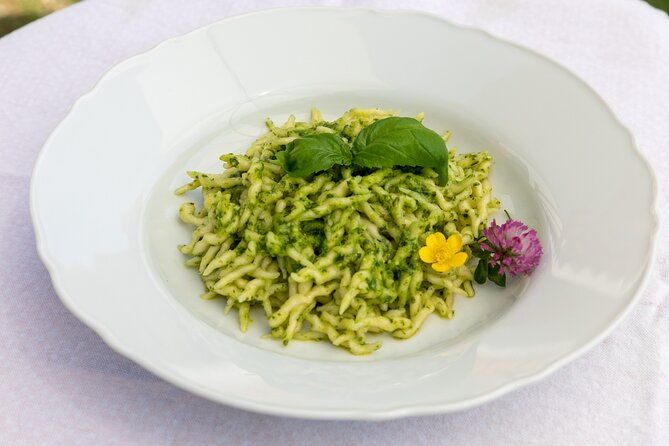 dining-experience-at-a-locals-home-in-sanremo
