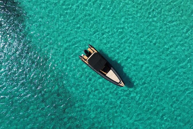 discover-hidden-gems-around-paros-private-boat-tour