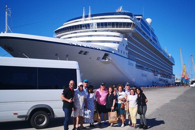 discover-montevideo-in-a-small-group-unique-cruise-experience