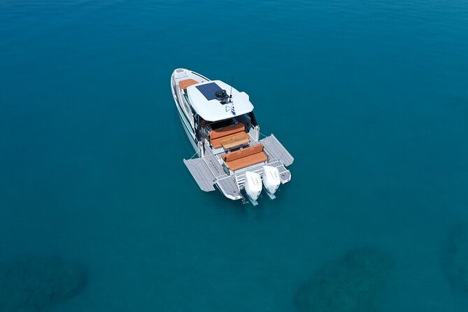 discover-the-beauty-of-the-messinian-inousses-islands-on-a-yacht