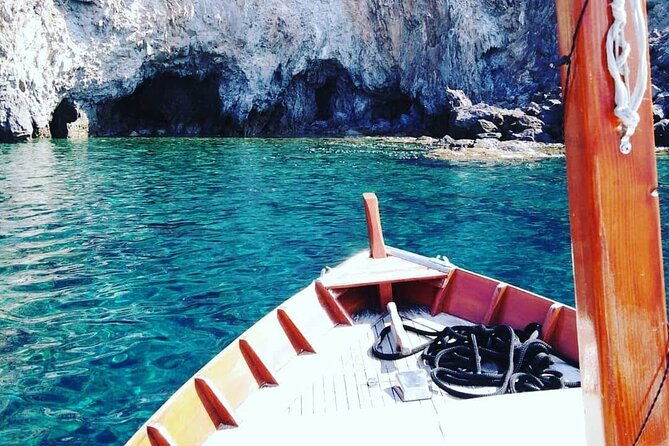 discovering-lipari-by-boat-private-tour