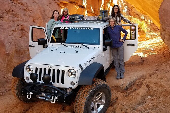 do-it-like-a-local-drive-a-canyon-in-the-comfort-of-your-personal-suv
