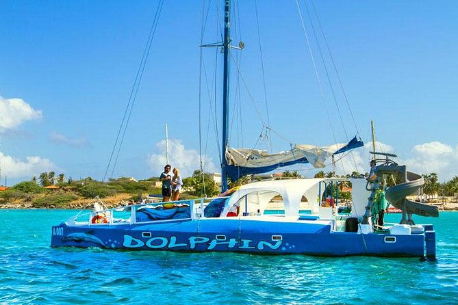 dolphin-catamaran-snorkel-and-sail-with-open-bar