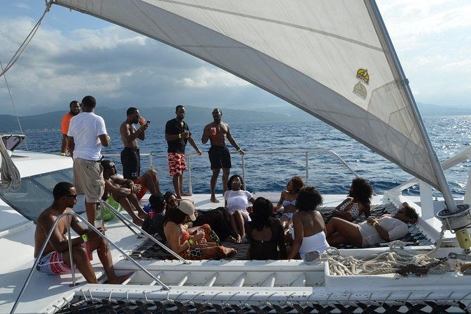 dreamer-catamaran-cruise-to-negril-from-montego-bay