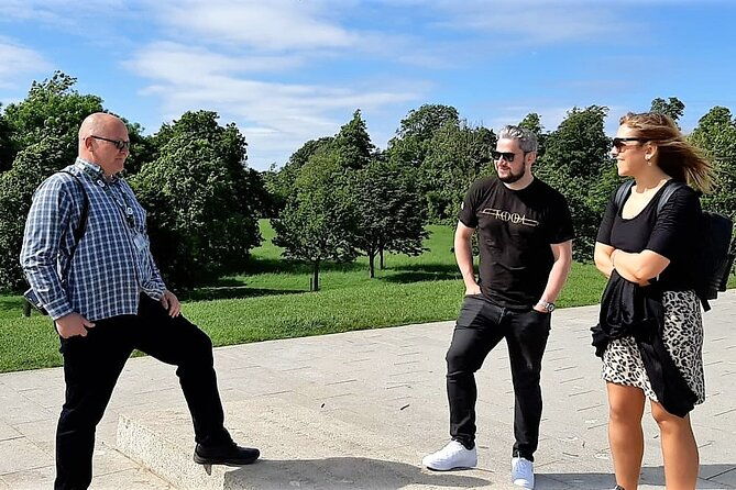 dublin-city-private-sightseeing-tour-1-7-people