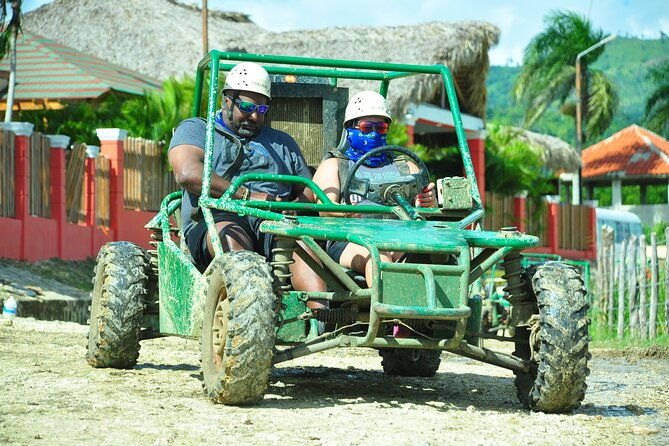 dune-buggy-and-party-boat