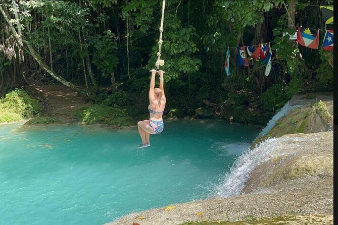 dunns-river-falls-and-blue-hole-day-tour