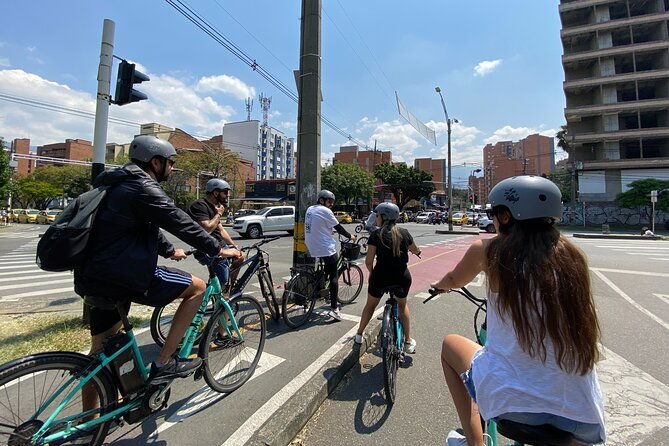 e-bike-city-tour-medellin-with-local-snacks-and-local-beer
