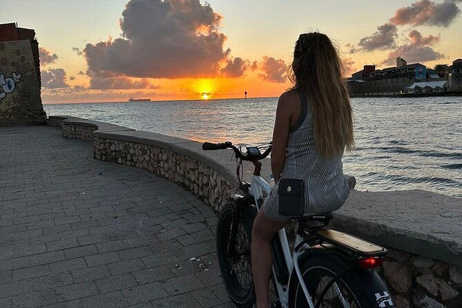 e-bike-dowtown-tour-in-curacao