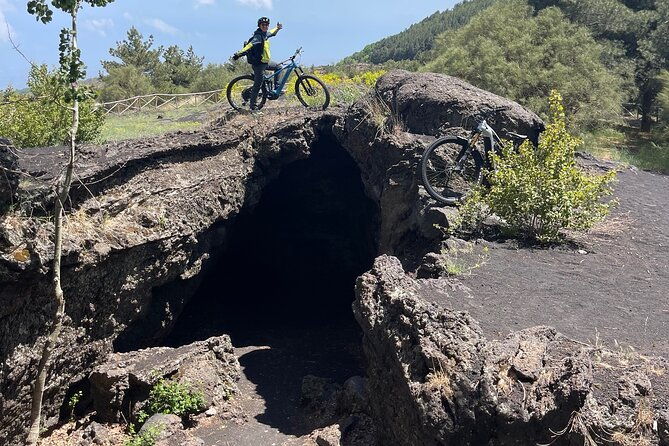 e-bike-excursion-on-etna