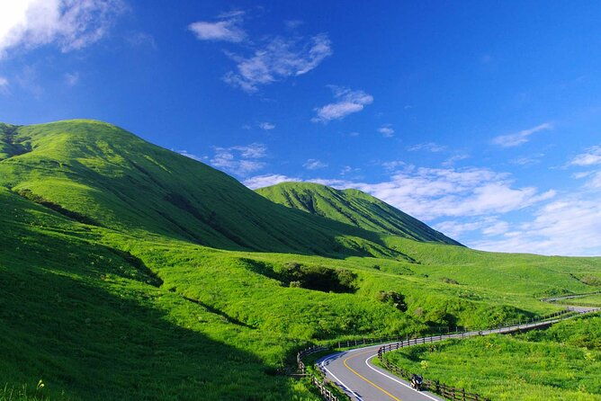 e-bike-journey-across-mt-aso-from-kumamoto-airport