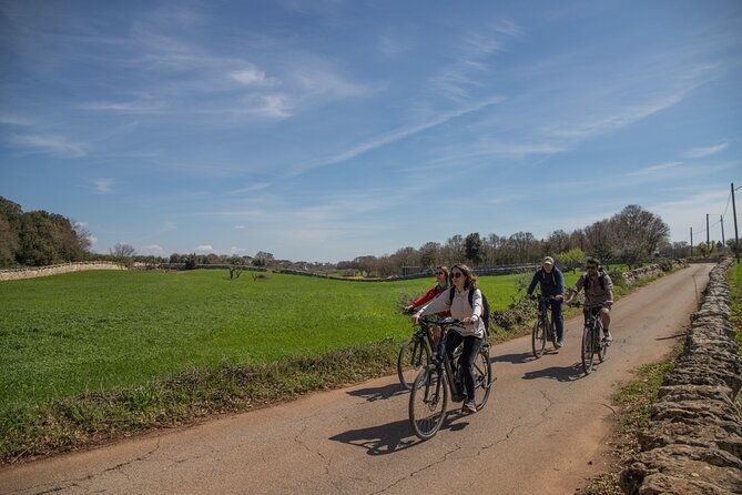 e-bike-ring-tour-between-locorotondo-and-martina-franca