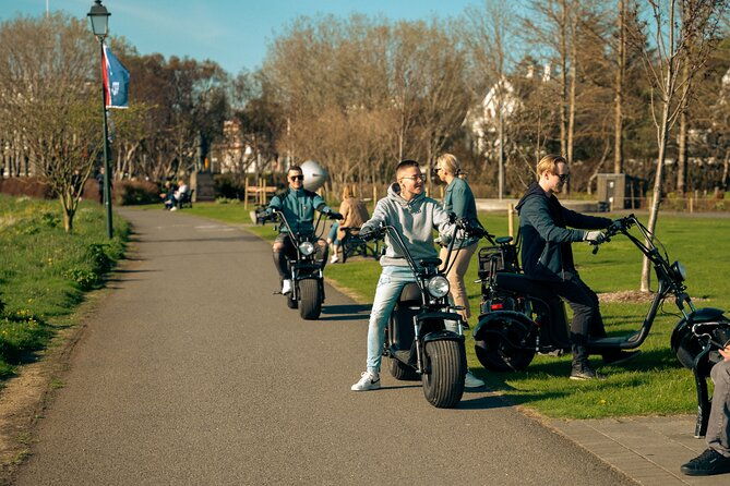 e-scooter-rental-explore-reykjavik-on-your-own