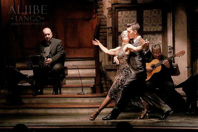 early-tango-dinner-show-with-semi-private-transfer
