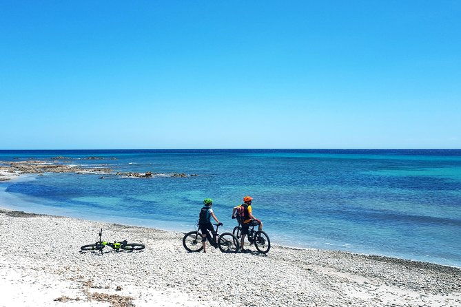 easy-ride-to-biderosa-berchida-capo-comino-with-electric-mountain-bikes