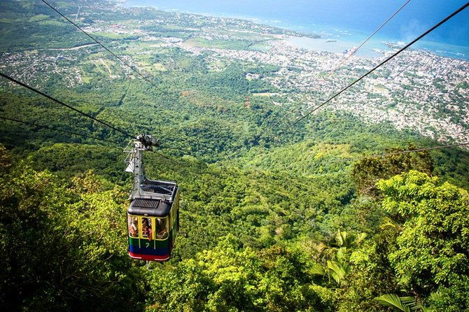 eat-drink-be-merry-puerto-plata-city-tour-amber-cove-taino-bay