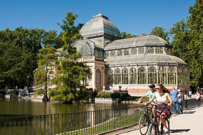 electric-bike-rental-with-phone-holder-and-self-guided-tour-2