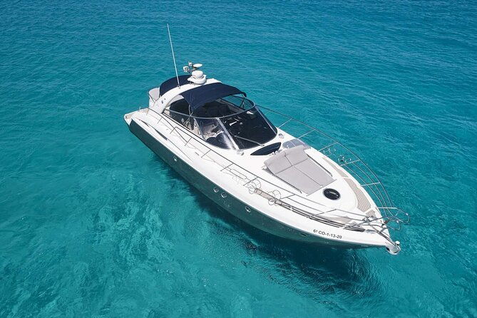 enjoy-an-unforgettable-experience-with-the-elegant-cranchi-47
