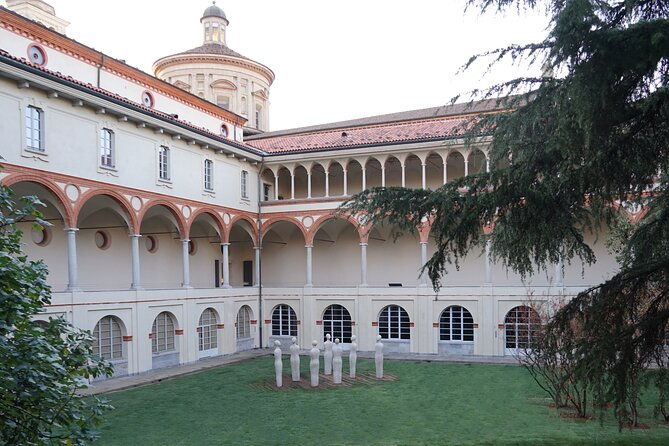 entrance-to-the-leonardo-da-vinci-science-and-technology-museum