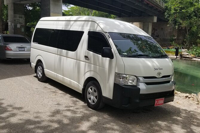 excellence-oyster-bay-private-transfer-2