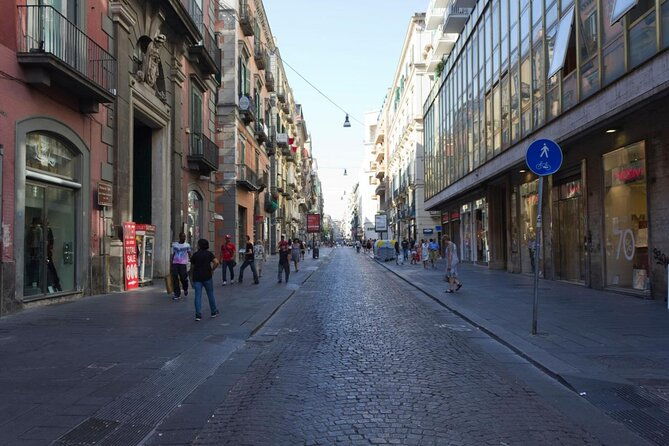 exciting-e-bikepedal-assistedride-in-the-heart-of-naples