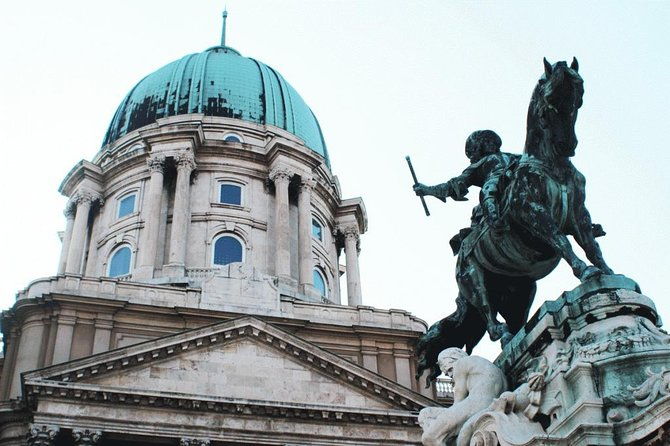 exclusive-budapest-city-tour-by-luxury-car-half-day