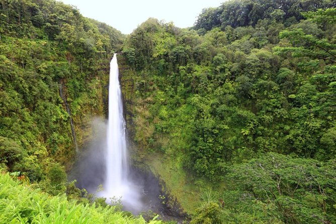 exclusive-landing-with-spectacular-big-island-helicopter-tour-2