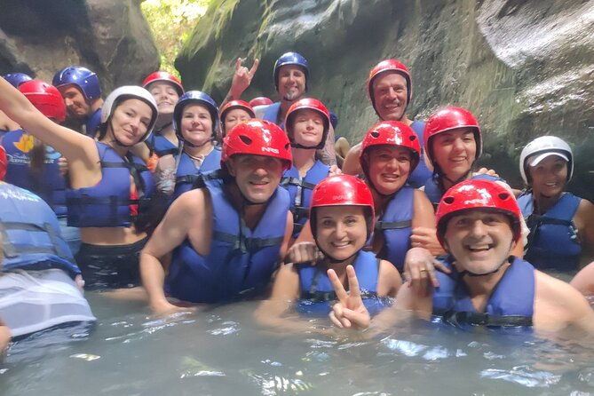 excursion-in-damajaguas-27-waterfalls-with-food-included-dr