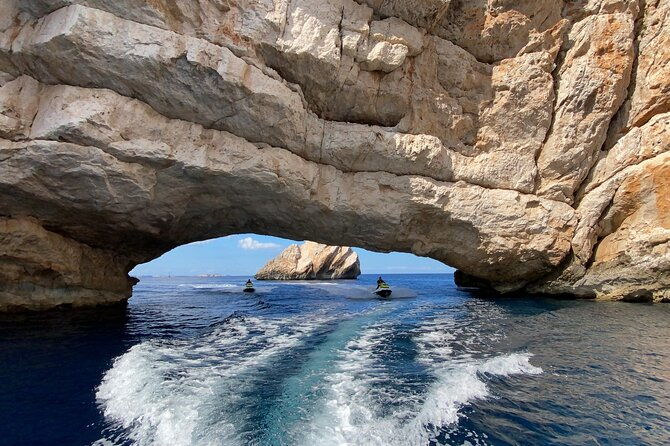 excursion-to-isla-margarita-by-jet-ski-from-san-antonio