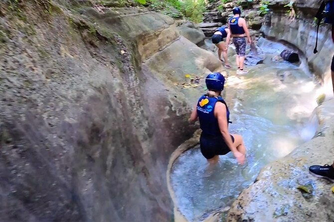 explore-damajagua-waterfall-in-puerto-plata