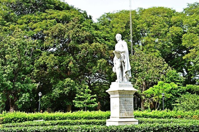 explore-santa-martas-history-museums-and-architecture-in-4-hours