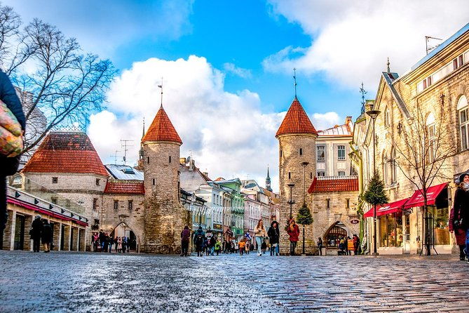 explore-tallinn-in-60-minutes-with-a-local