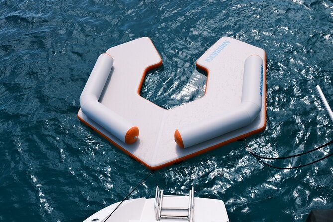 explore-the-seas-with-our-premier-sailing-charter-boat