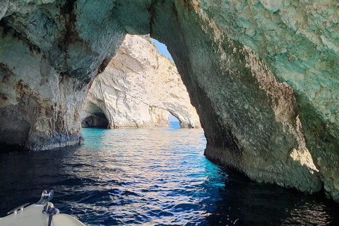 explore-zakynthos-island-with-adonis-boat-rental