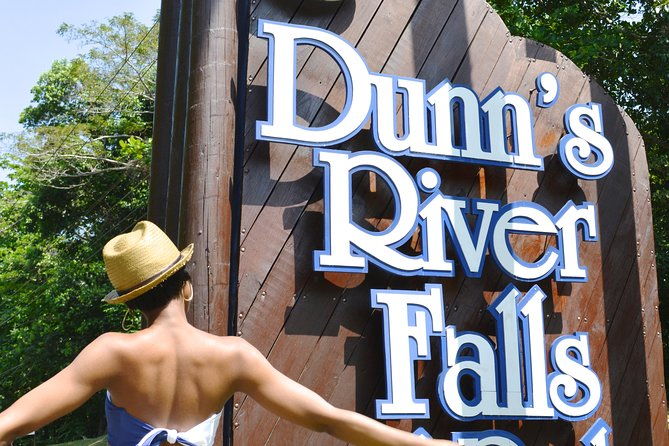 falmouth-shore-excursion-dunns-river-falls-express-plus-souvenir-shopping