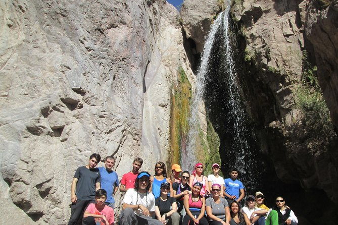family-trekking-rappelling-potrerillos-angel-falls