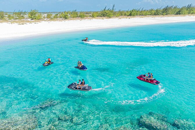 famous-shipwreck-tiki-bar-iguana-island-private-jet-ski-tour