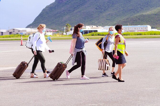 fast-track-expedited-arrival-free-transfer-to-hotel-airbnb