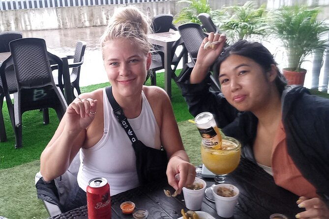 food-and-drink-experience-with-victor