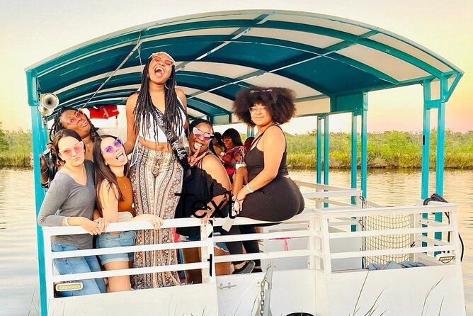 freaky-tiki-boat-party-bayou-tour