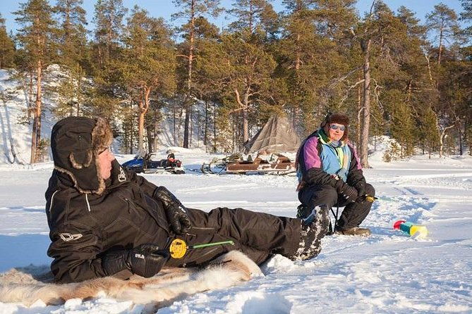from-ivalo-ice-fishing-safari-to-lake-inari-reindeers-lunch