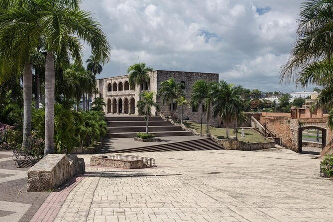 full-day-adventure-tour-of-culture-through-santo-domingo