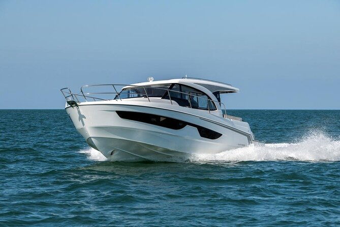 full-day-cruise-with-lunch-and-aperitif-at-sunset