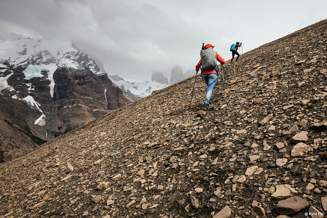 full-day-hiking-base-las-torres-torres-del-paine-national-park