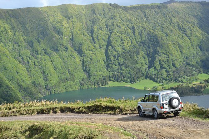 full-day-jeep-tour-sete-cidades-and-ferraria-2